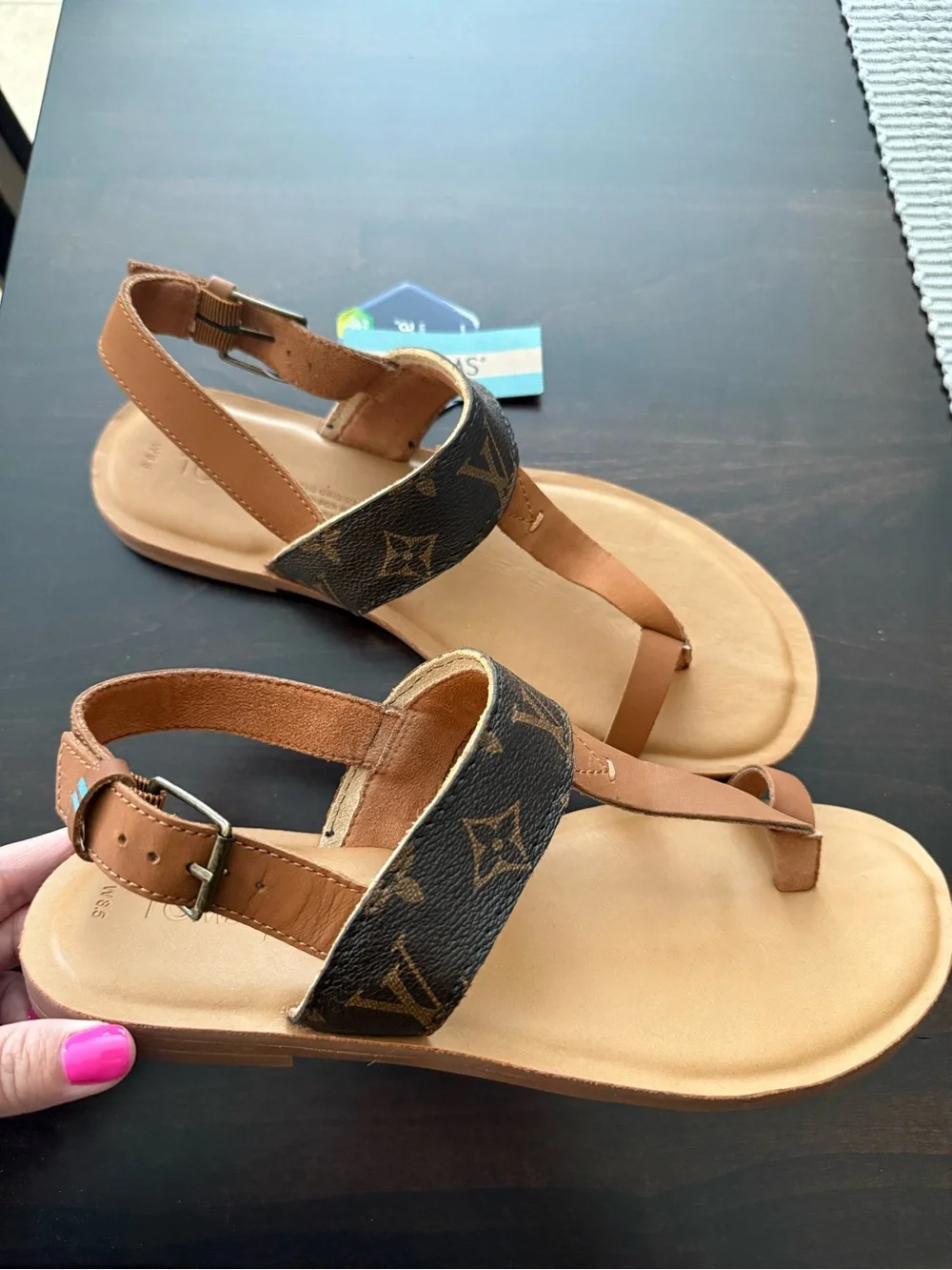 Boutique made Louis Vuitton Designer-Style T-Strap Sandals